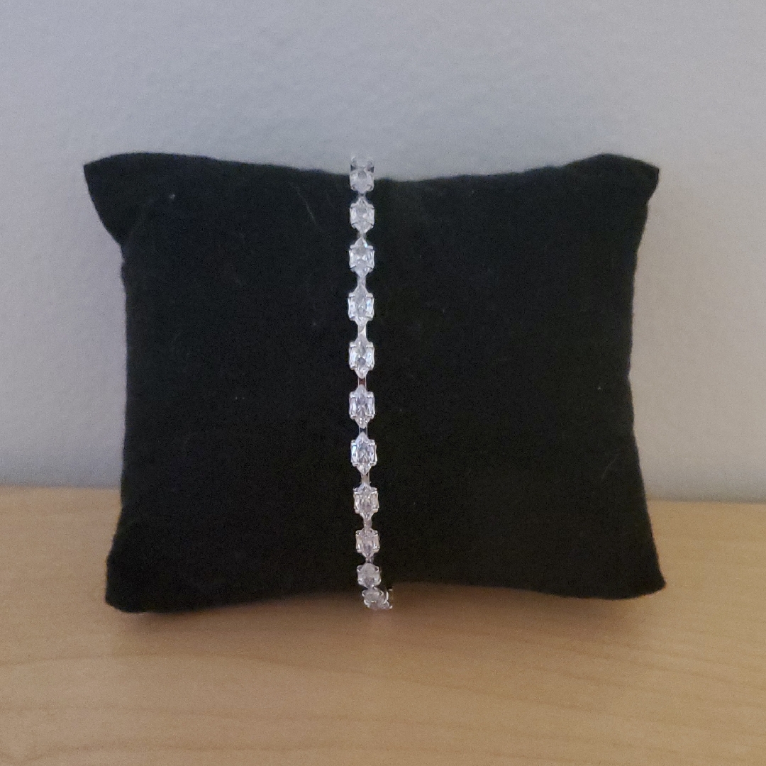Pretty Bird White Gold Plated Marquis Tennis Bracelet